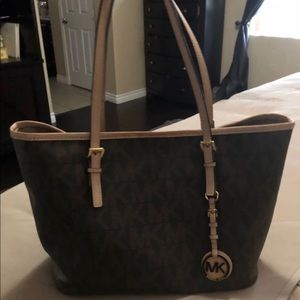 Michael Kors tote